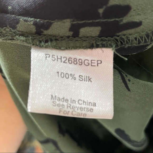 SOLD Parker Brantling olive & black silk halter blouse - Picture 6 of 7